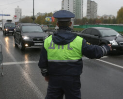 Не остановка по требованию сотрудника ГИБДД — штраф в 2023-2024 гг., КоАП РФ