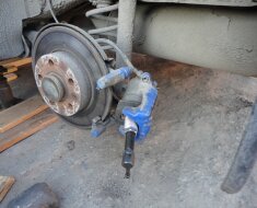 Замена тормозных колодок Volkswagen Bora