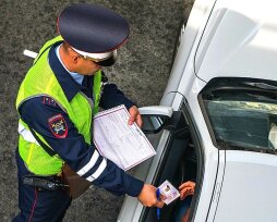 Проверка штрафов ГИБДД иностранных номеров в России: способы, доступные не резидентам