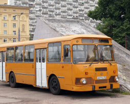Долгий путь от древесины к автобусам: история развития бренда «ЛиАЗ»