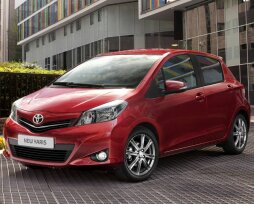 Toyota Yaris — обзор IV поколения и цены