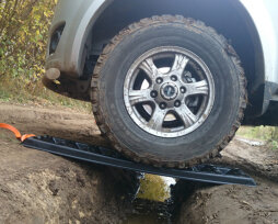 Рейтинг лучших пластиковых противобуксовочных сэнд траков