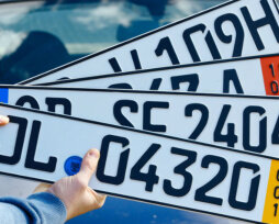 Немецкие номера машин: как выглядят, расшифровываются и подразделяются