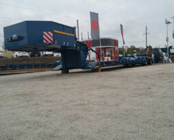 Доставка выставочного оборудования тралом