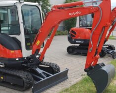 Что проверить перед арендой мини-экскаватора: гид для разумного выбора