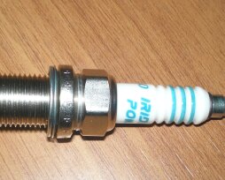 Срок эксплуатации и проверка иридиевых свечей зажигания на авто