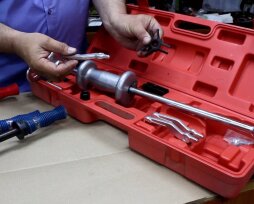 Обратный молоток для снятия полуоси с «Нивы»: лучшие модели