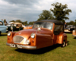 История автомобильной марки Bond