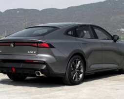 Лифтбэк Uni-V  уже на российском рынке