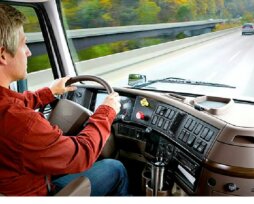 Замена лобового стекла грузовика