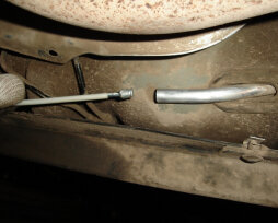 Замена тросиков ручника «Фольксваген Бора»: выбор троса, установка, проверка эффективности тормозов