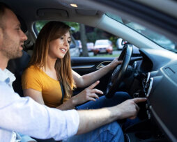 Экзамены в ГИБДД без стресса: секреты подготовки водителей в Мосавтошколе