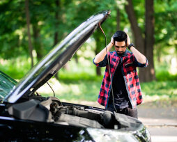 Не заводится автомобиль при заряженном аккумуляторе: возможные причины