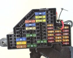 Предохранители «Фольксвагена Пассата Б6»