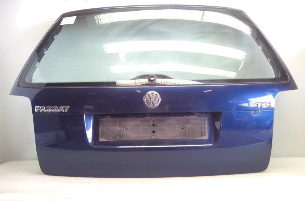 Крышка багажника с задним стеклом Пассат б5
