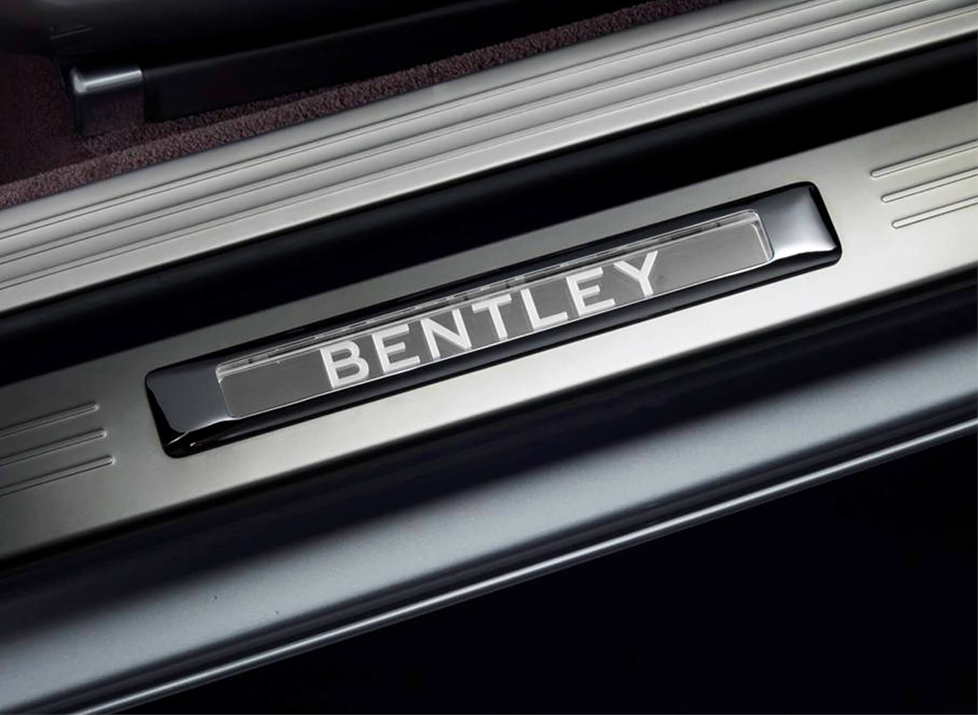Накладки на пороги Bentley Continental Supersports