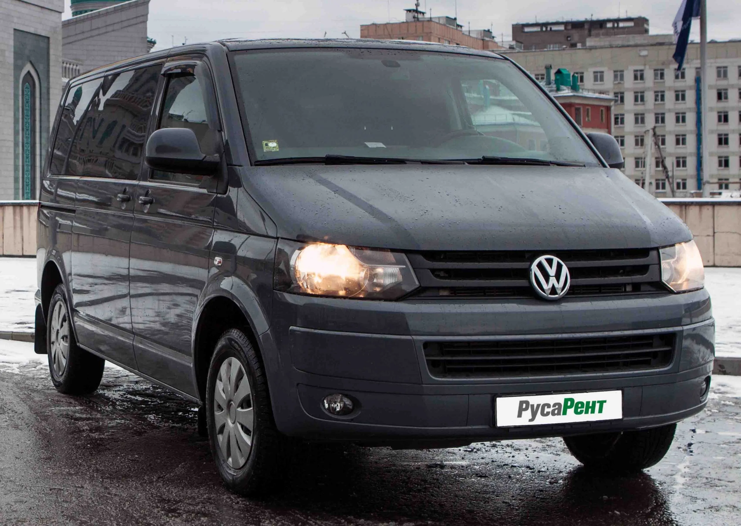 Volkswagen Caravelle с АКПП