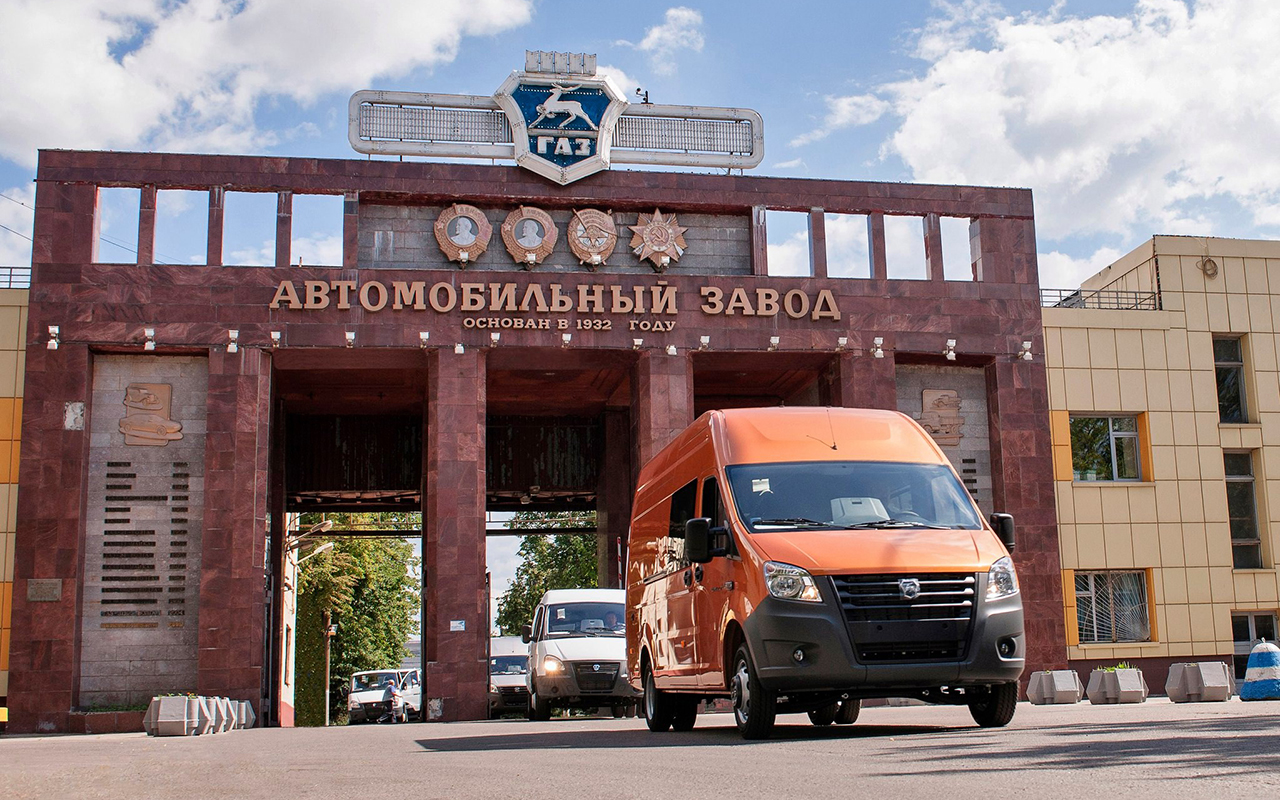 Горьковский автомобильный завод фото