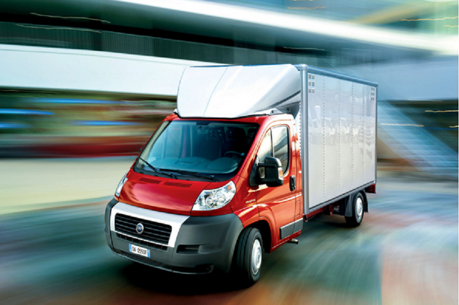 легкий грузовик