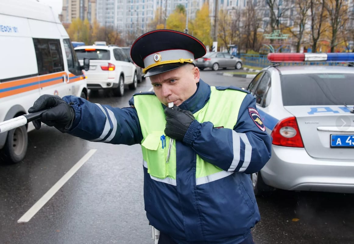 Приставы заблокировали карту Сбербанка за штраф ГИБДД: что делать