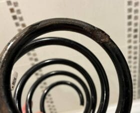 Критична ли коррозия на пружине?