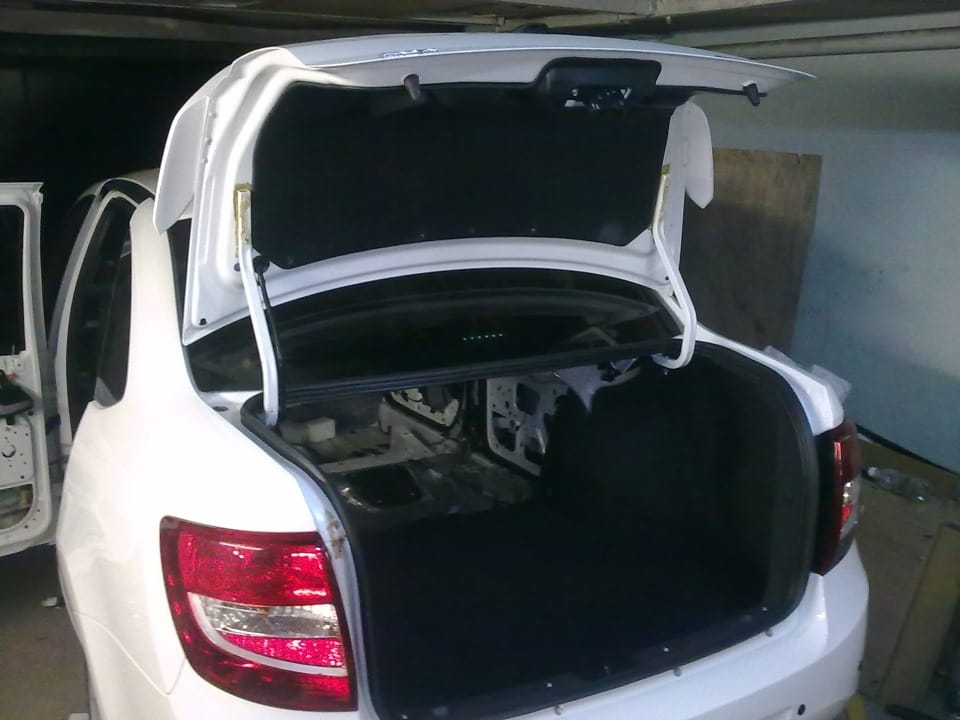 Замок багажника Лада Калина не закрывается