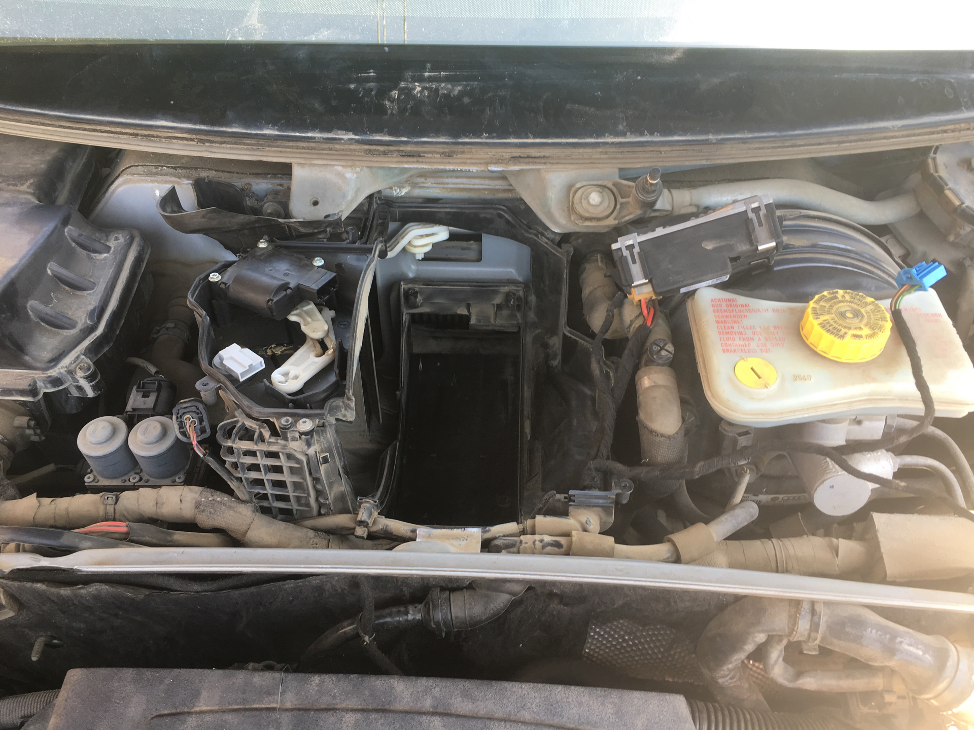 Не работает вентилятор печки Ауди А4