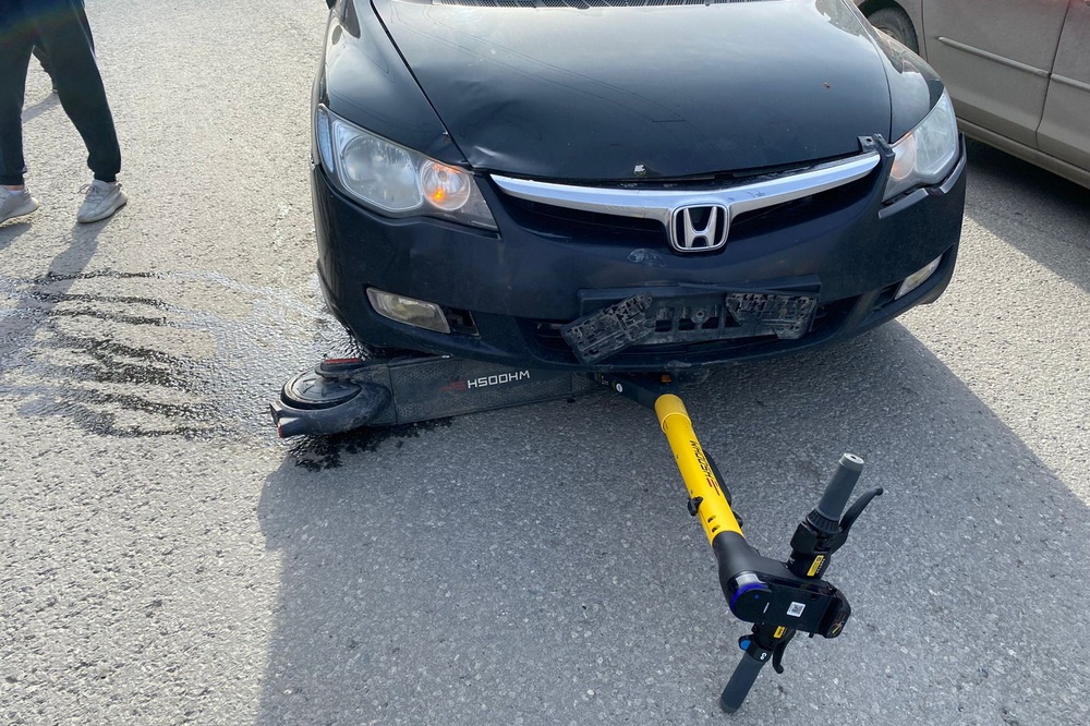 ДТП электросамокат и автомобиля