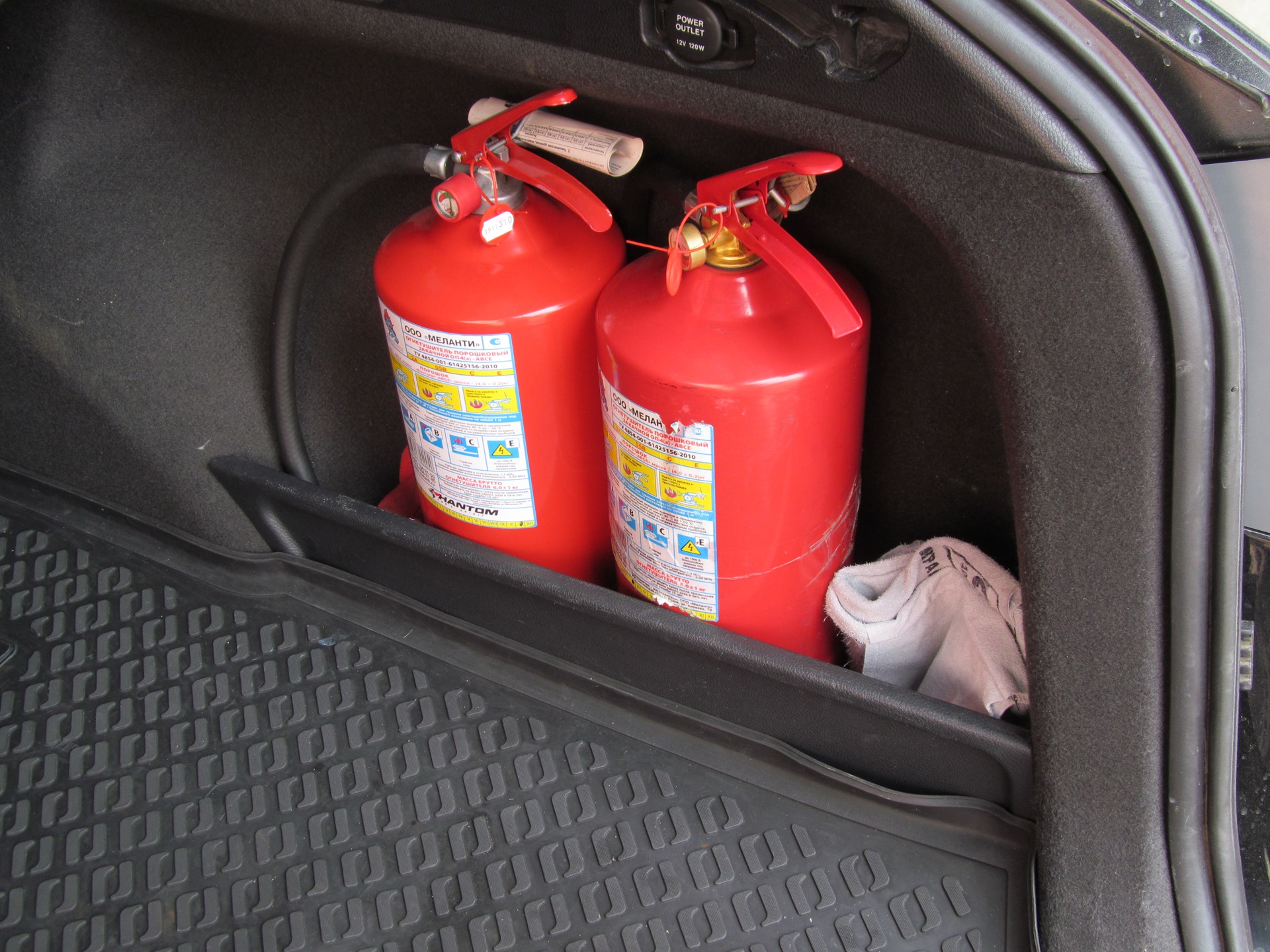 Какой огнетушитель для автомобиля по правилам