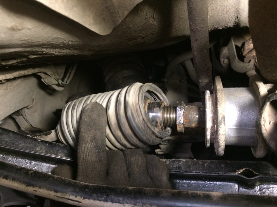 Регулировка рулевой рейки Фольксваген Бора