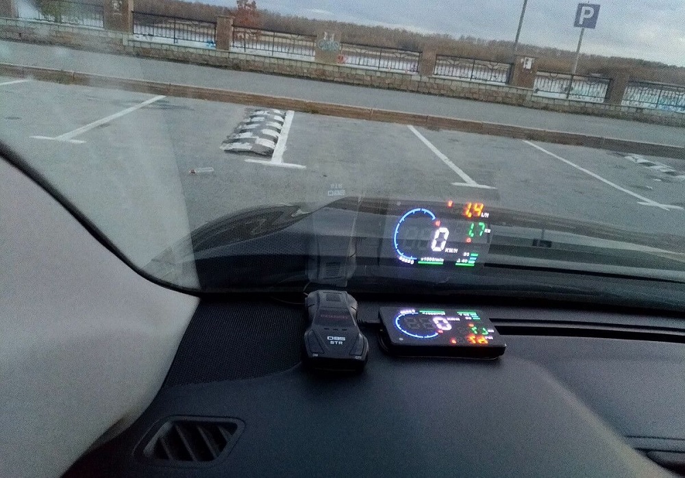 Стекло под проекцию